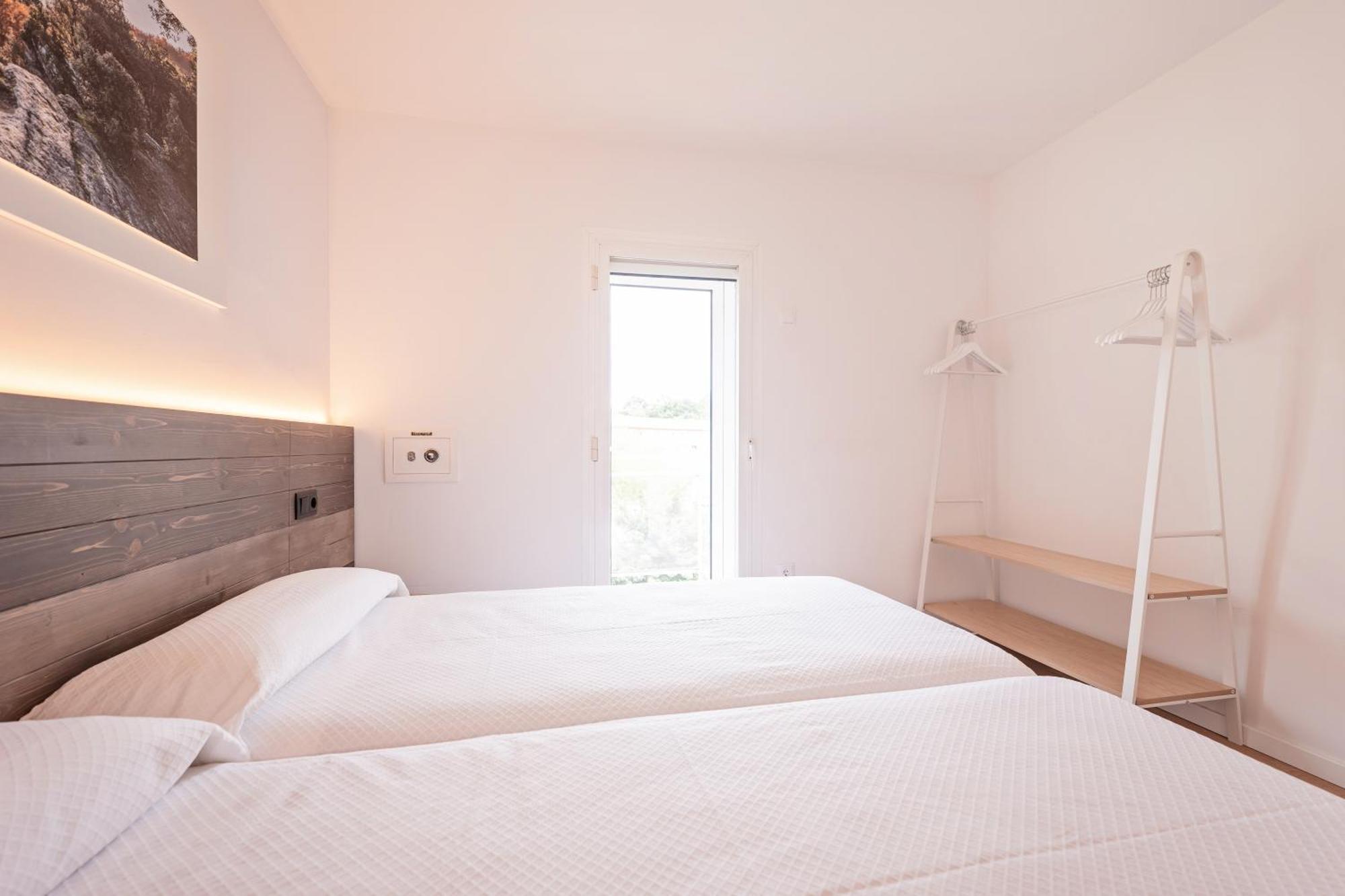 Hotel La Perla D'Olot Ngoại thất bức ảnh