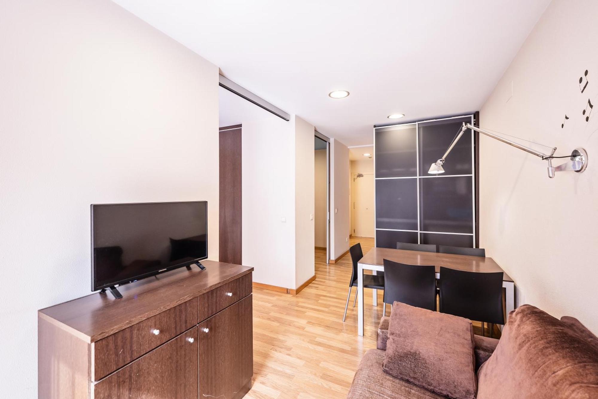 Hotel La Perla D'Olot Ngoại thất bức ảnh