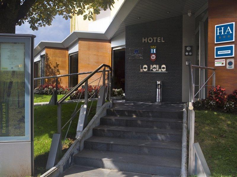 Hotel La Perla D'Olot Ngoại thất bức ảnh